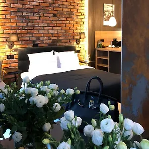 https://loft-house-apartments.hotelswroclaw.com
